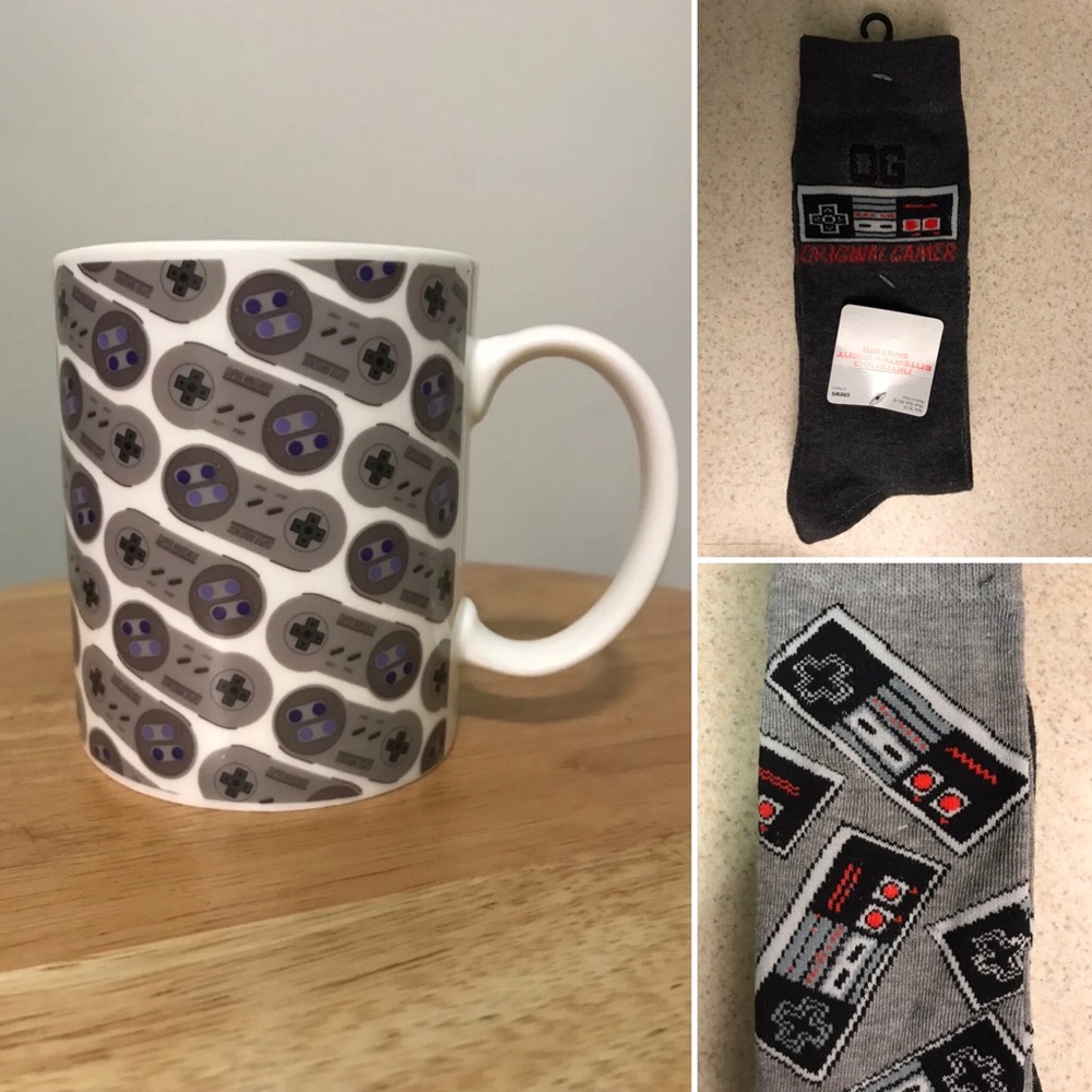 Bundle gift set of Nintendo - Socks and Mug